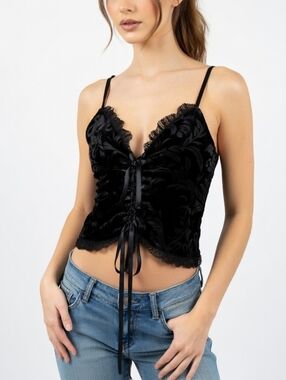 Vtg Black Embossed Velvet Cami - Lace Up Front 🖤
